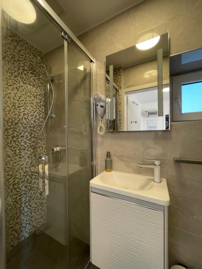 פולה Apartments Nona מראה חיצוני תמונה